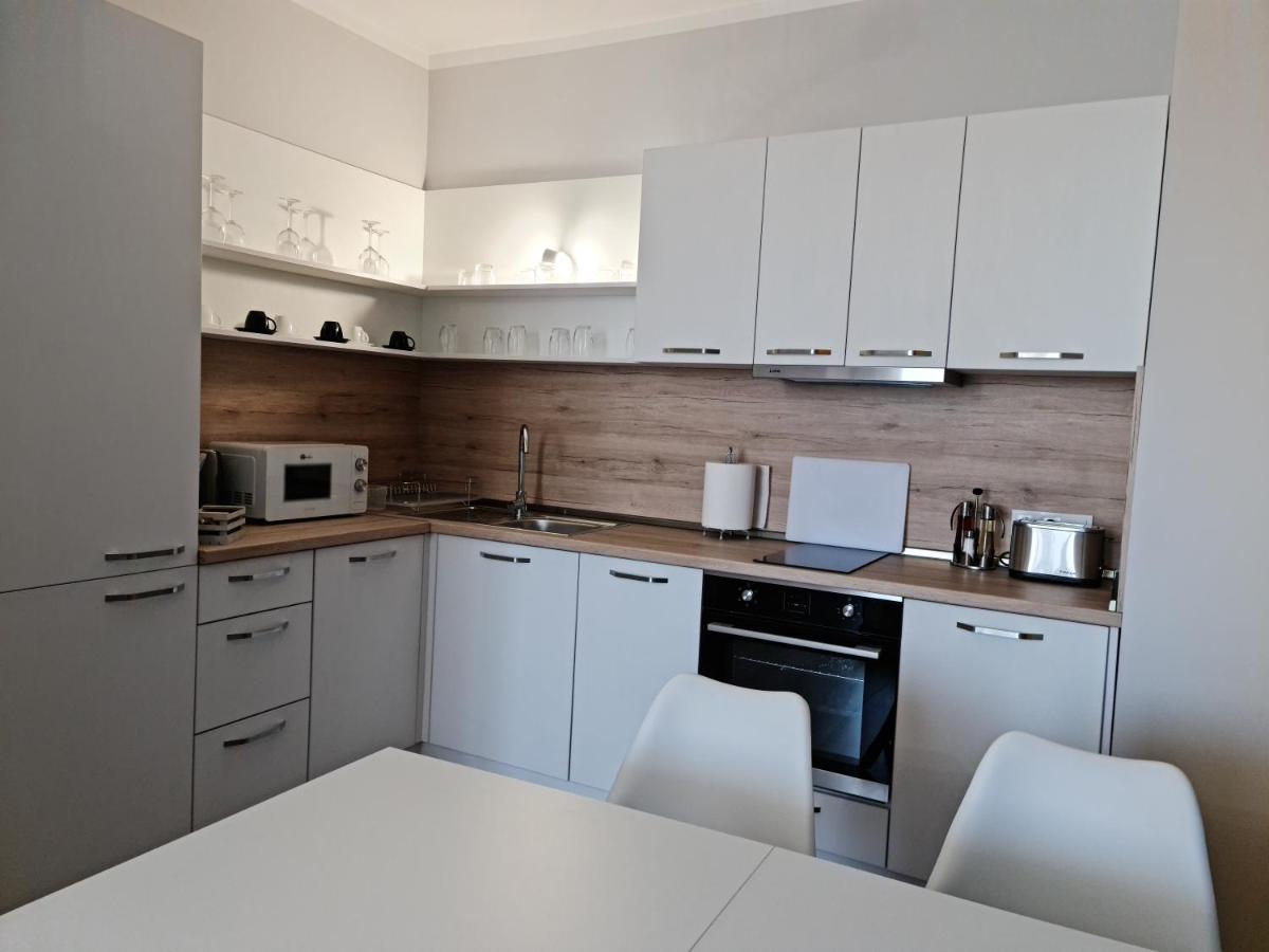 Raya Apartment Atlantis Atmosphere Бургас Екстериор снимка
